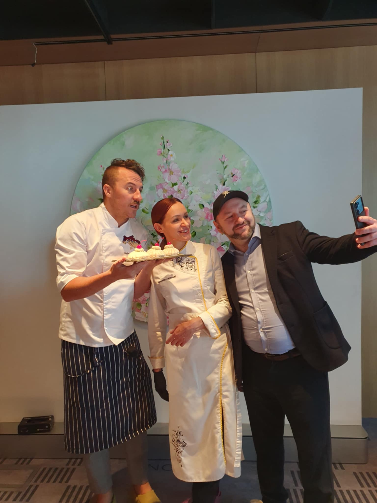 What lies behind the “Karinska” dessert